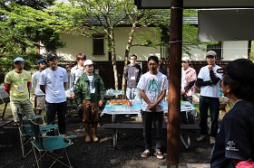 1409-4s.jpg(56107 byte)
